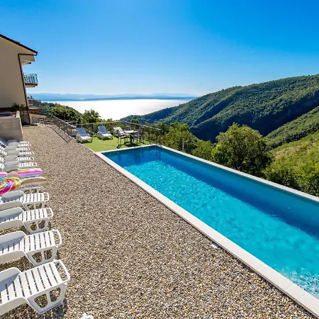 Pansion Betina Pensjonat 4*