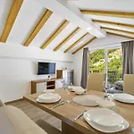 Pansion Betina 4* Lovran
