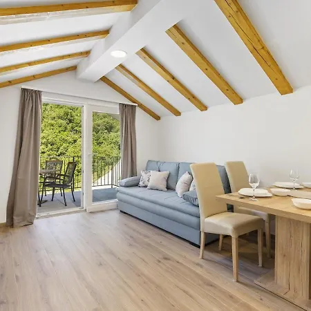 Pansion Betina Casa de hóspedes 4*