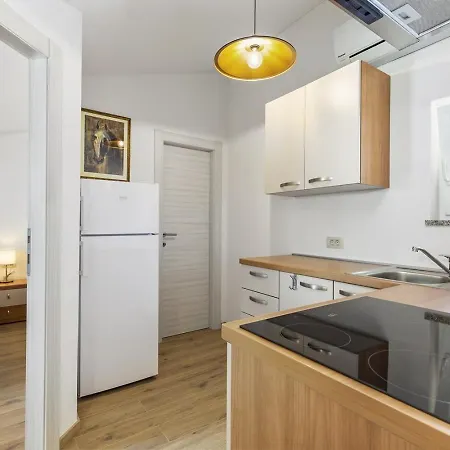 Pansion Betina 4* Lovran