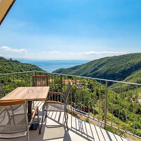 Pansion Betina 4* Lovran