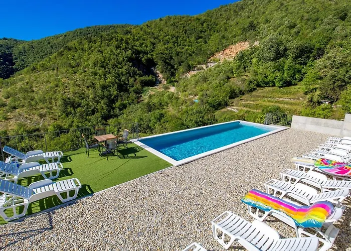 Pansion Betina 4* Ловран