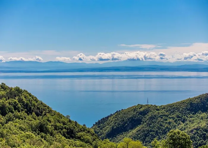 Pansion Betina Ловран